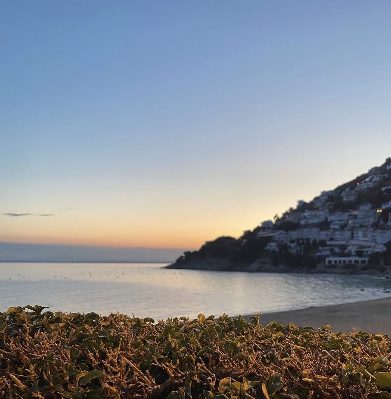 Atardecer en la playa de Canyelles Petites